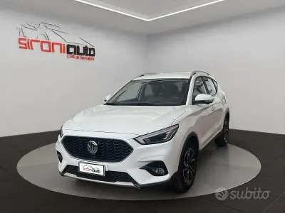 Usata MG ZS Luxury 111 CV (81 kW) 2024 Bianco SUV