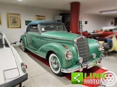 Usata Mercedes 220 84 CV (61 kW) 1954 Verde Cabrio