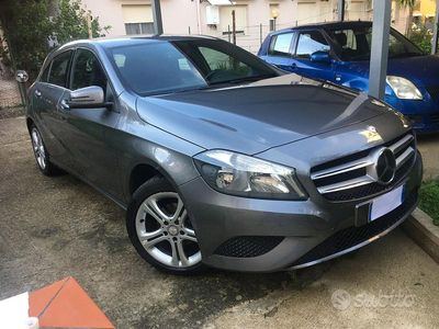 Usata Mercedes A180 2015 Grigio Berlina