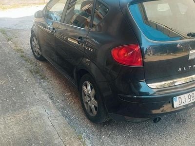 Usata Seat Altea 105 CV (77 kW) 2007 Nero Utilitaria
