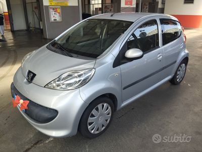 usata Peugeot 107 5p 1.0 12v Plaisir 2tronic cambio automatico