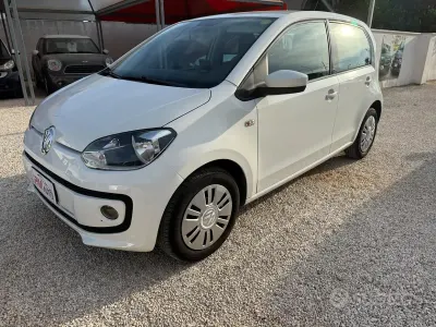Usata VW up! 60 CV (44 kW) 2014 Bianco Utilitaria