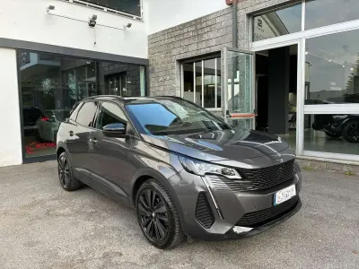 Usata Peugeot 3008 GT 131 CV (96 kW) 2023 Grigio SUV