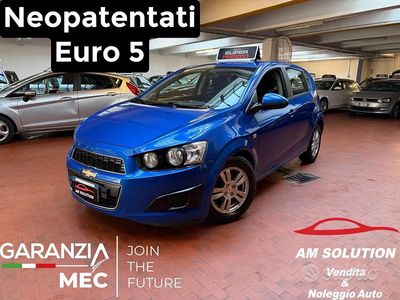Usata Chevrolet Aveo 86 CV (63 kW) 2013 Blu Berlina