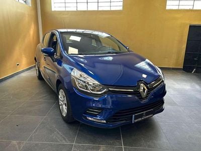 Second-hand Renault Clio IV Zen 76 CP (55 kW) 2018 Albastru Berlinǎ