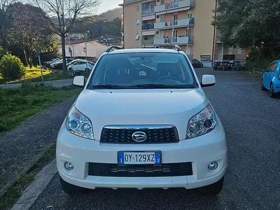 Usata Daihatsu Terios 86 CV (63 kW) 2010 Bianco SUV