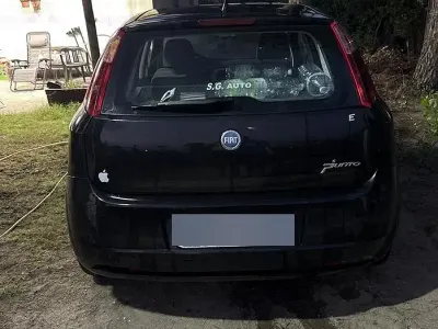 Usata Fiat Grande Punto 75 CV (55 kW) 2006 Nero Utilitaria
