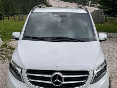 Mercedes V250