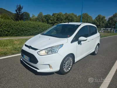 Usata Ford B-MAX Titanium 75 CV (55 kW) 2014 Bianco Monovolume