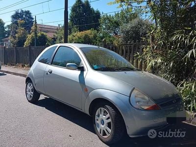 Usata Ford Ka 69 CV (50 kW) 2005 Grigio Utilitaria