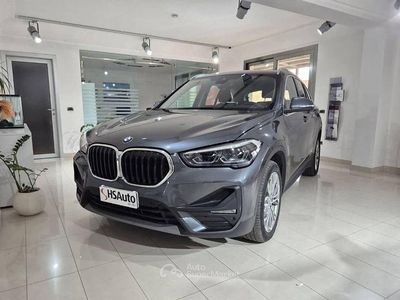 Usado BMW X1 Advantage 190 HP (139 kW) 2021 Cinzento SUV