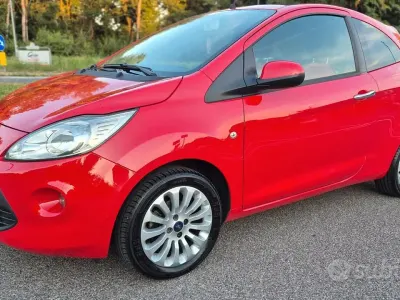 Usata Ford Ka 69 CV (50 kW) 2015 Rosso Berlina