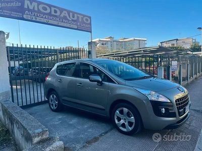 Begagnad Peugeot 3008 Style 115 HK (84 kW) 2013 Grå Kombi