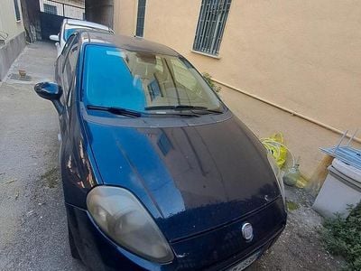 Usata Fiat Punto 77 CV (56 kW) 2012 Blu Utilitaria