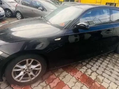 Usata BMW 118 143 CV (105 kW) 2007 Nero Utilitaria