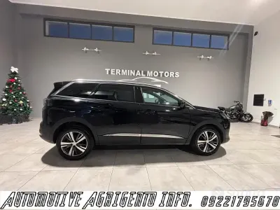 Occasion Peugeot 5008 Allure 131 PK (96 kW) 2024 Zwart SUV