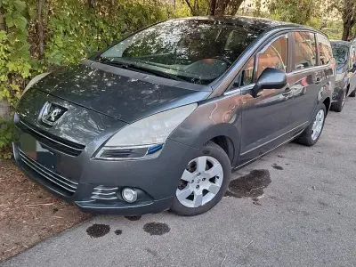 Usata Peugeot 5008