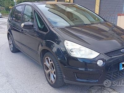 Usata Ford S-MAX S 2010 Nero Monovolume