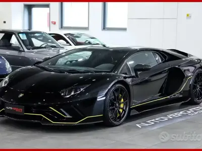 Usata Lamborghini Aventador 779 CV (572 kW) 2022 Nero Coupé