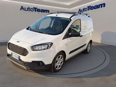 Usata Ford Transit Courier Trend 101 CV (74 kW) 2022 Bianco frozen Furgone