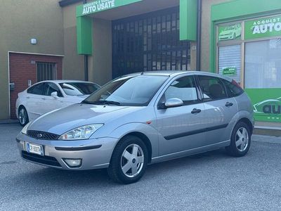 Usata Ford Focus 100 CV (73 kW) 2004 Argento Berlina