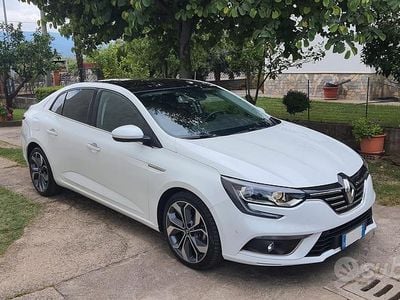 Usata Renault Mégane IV Intens 131 CV (96 kW) 2017 Bianco Berlina