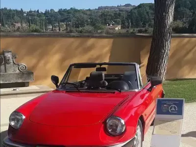 Usata Alfa Romeo Spider Quadrifoglio 125 CV (91 kW) 1986 Rosso Cabrio