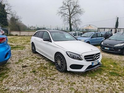 Usata Mercedes C300 Premium 203 CV (149 kW) 2016 Bianco Station wagon