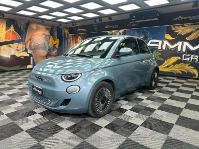 Second-hand Fiat 500e Icon 42 kW (58 CP) 2021 Albastru Berlinǎ