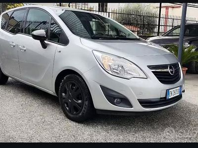 Occasion Opel Meriva Cosmo 95 ch (69 kW) 2012 Gris Monospace