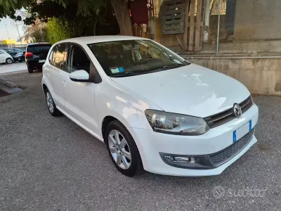 Usata VW Polo Comfortline 90 CV (66 kW) 2010 Bianco Utilitaria