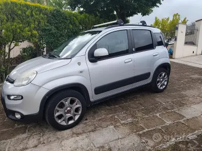 Usata Fiat Panda 4x4 85 CV (62 kW) 2012 Grigio Utilitaria