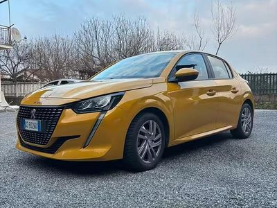 Usata Peugeot 208 75 CV (55 kW) 2020 Giallo Utilitaria