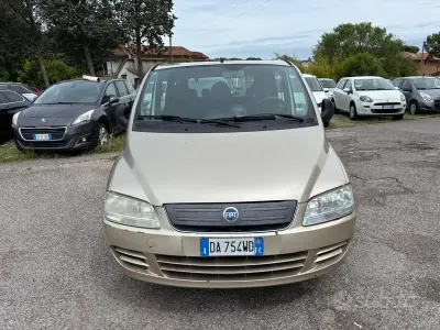 Usata Fiat Multipla Emotion 103 CV (75 kW) 2006 Beige Monovolume