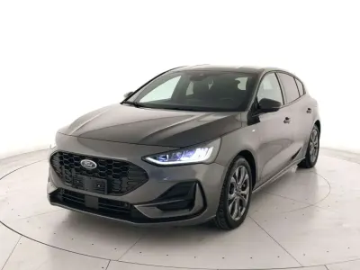 Usata Ford Focus ST-Line 125 CV (91 kW) 2022 Grigio Berlina