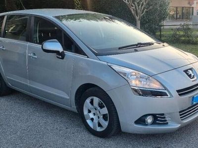 usata Peugeot 5008 1.6 HDi 115CV Allure 5 posti