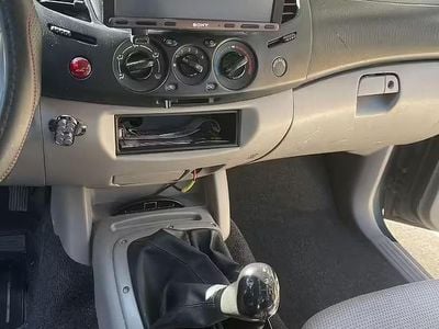 Usata Mitsubishi L200 Invite 136 CV (100 kW) 2006 Blu/azzurro Pick-up