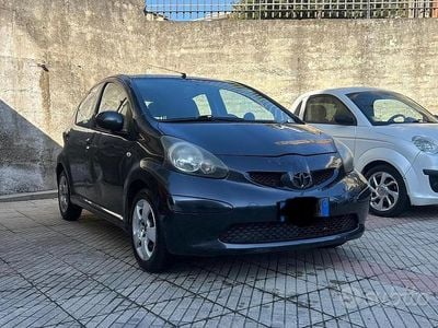 Usata Toyota Aygo 68 CV (50 kW) 2006 Utilitaria