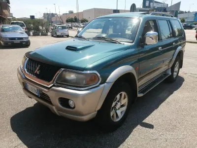 Usata Mitsubishi Pajero 115 CV (84 kW) 2004 Verde SUV