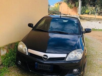 Usata Opel Tigra 2006 Nero Cabrio