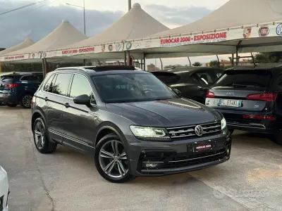 Gebraucht VW Tiguan R-line 150 PS (110 kW) 2018 Grau SUV