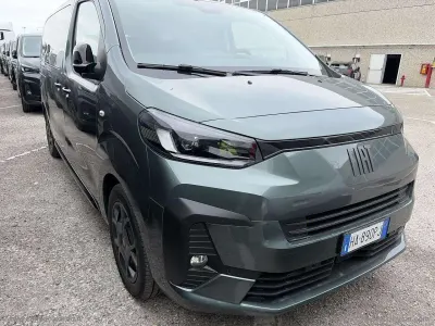Usata Fiat Ulysse S 132 kW (180 CV) 2025 Verde Monovolume