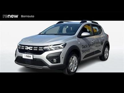 Usata Dacia Sandero Expression 91 CV (66 kW) 2024 Grigio chiaro