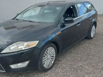 Usata Ford Mondeo Ghia 131 CV (96 kW) 2009 Nero Station wagon