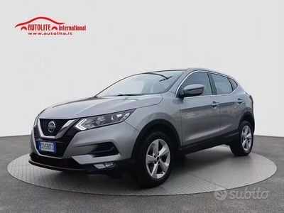 Usata Nissan Qashqai 140 CV (102 kW) 2020 Grigio SUV
