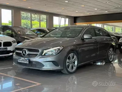 Usata Mercedes CLA200 Business 136 CV (100 kW) 2019 Grigio Coupé