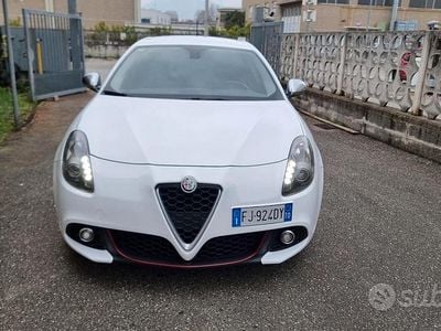 Usata Alfa Romeo Giulietta 120 CV (88 kW) 2017 Bianco Utilitaria