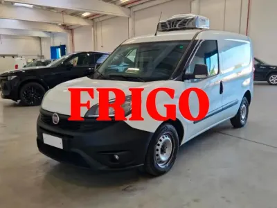 Usata Fiat Doblò 90 CV (66 kW) 2022 Bianco Monovolume