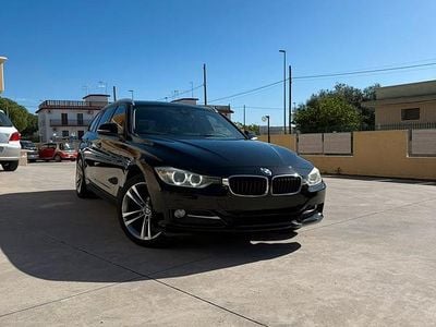 Usata BMW 320 184 CV (135 kW) 2013 Nero Berlina