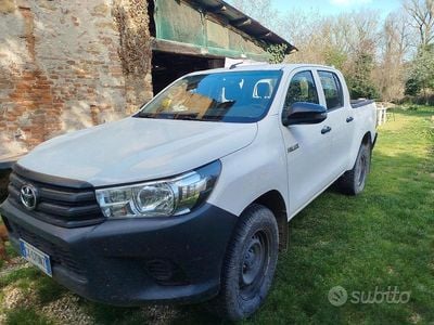 Begagnad Toyota HiLux 150 HK (110 kW) 2020 Vit Pickup